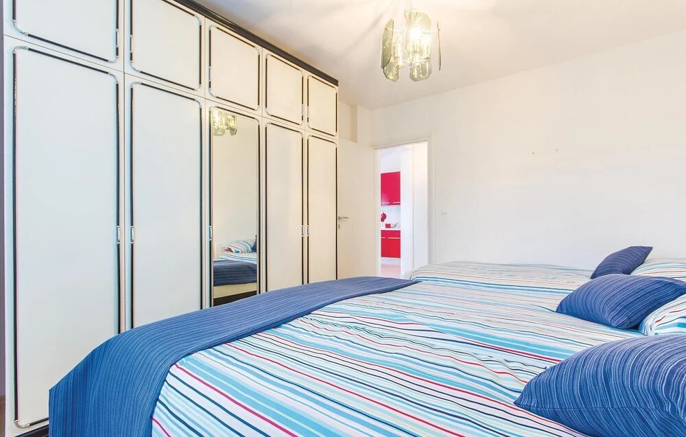 1 Bedroom Lovely Home In Pula