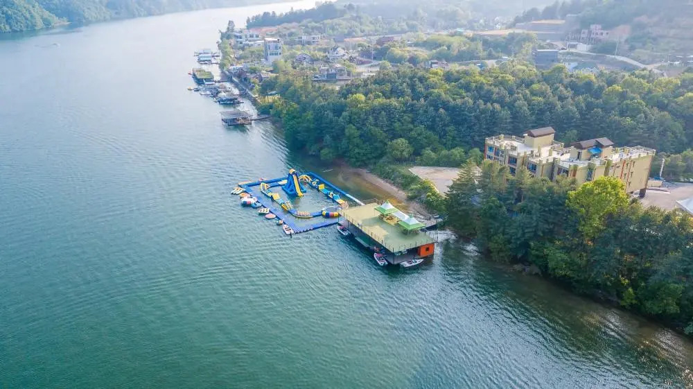 Clover Resort