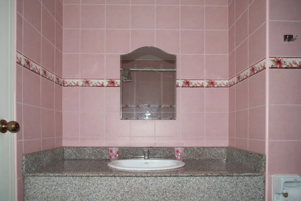 Jomtien Beach Condominium Rimhad A