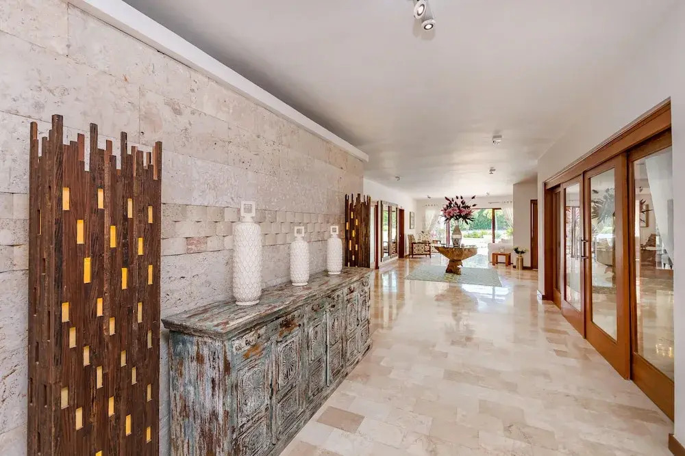 Luxurious 5-bdr villa at Casa de Campo