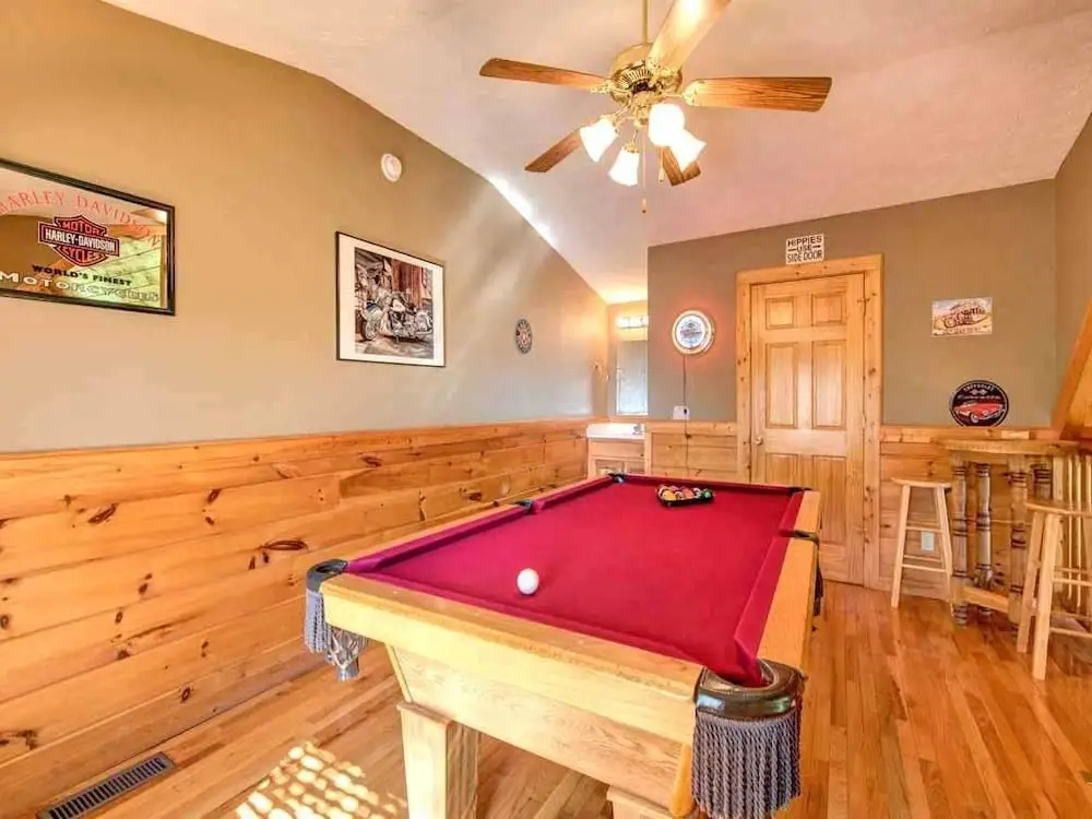 Breathtaking View 1 Bedroom Home with Hot Tub