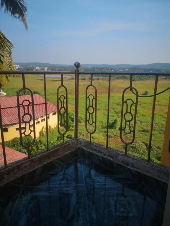 OYO 10956 Oliva Resorts