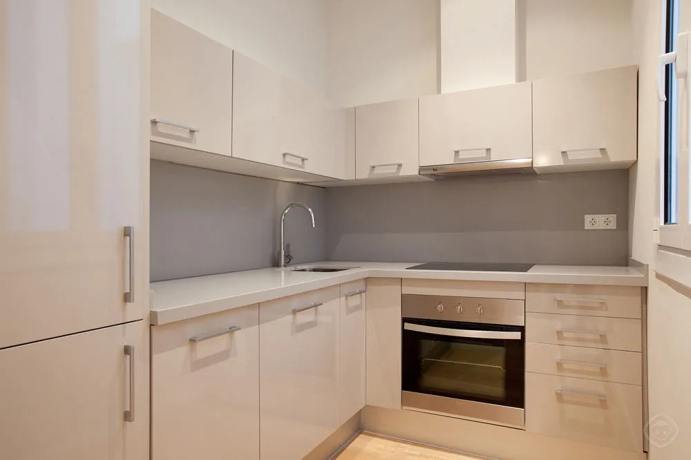 Modern Center Apartments