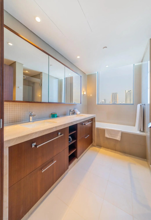 DXB - Boulevard Point - 2506 - DT