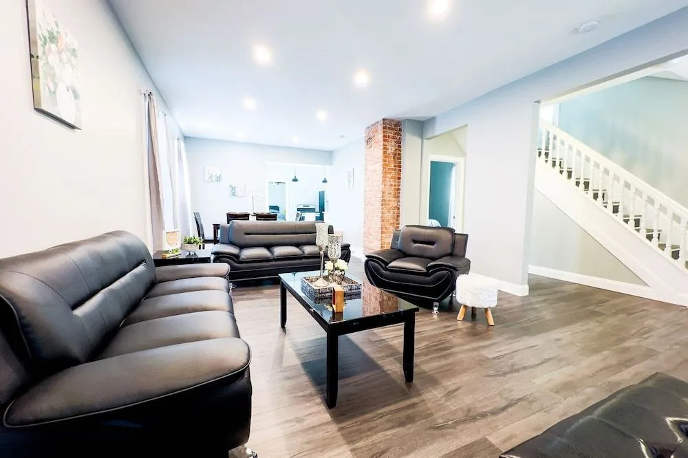 Modern 5BR Home Perfect for Families