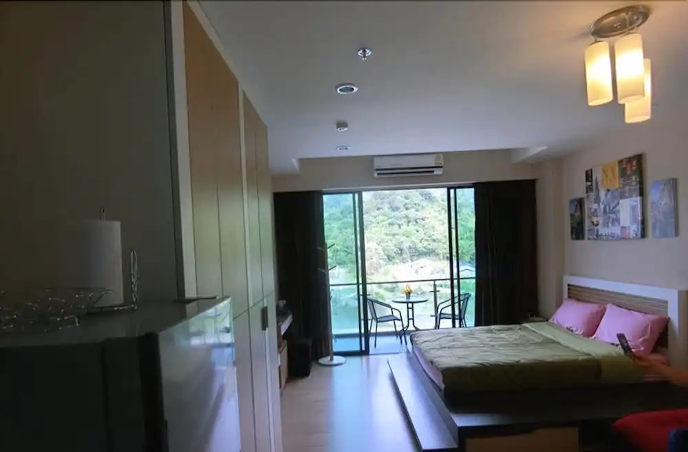 The Naithorn Condo Unit 401