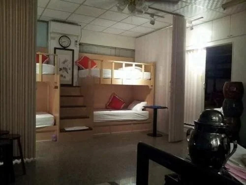 集集藝術家背包客之家Jiji Art Backpackers Hostel