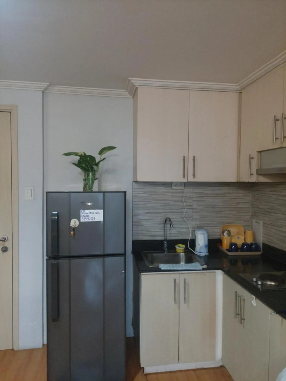 Sea res 2bedroom apartment by Elsie