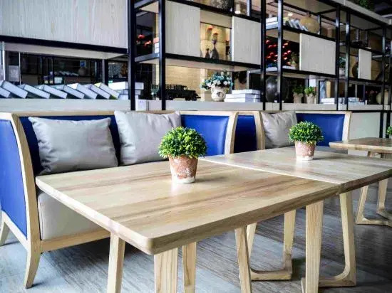 City Encounter Boutique Art Hotel