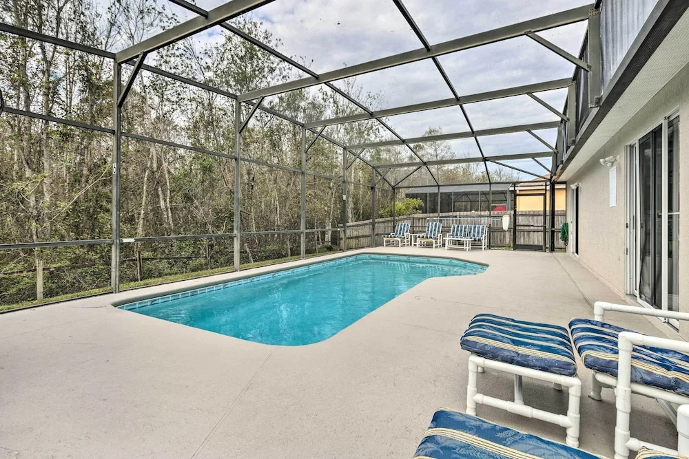 Kissimmee Retreat: Fenced-in Yard w/ Pool!