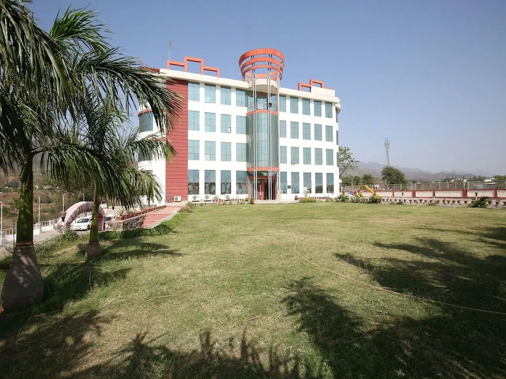 OYO 13876 AA Hotel and Resorts