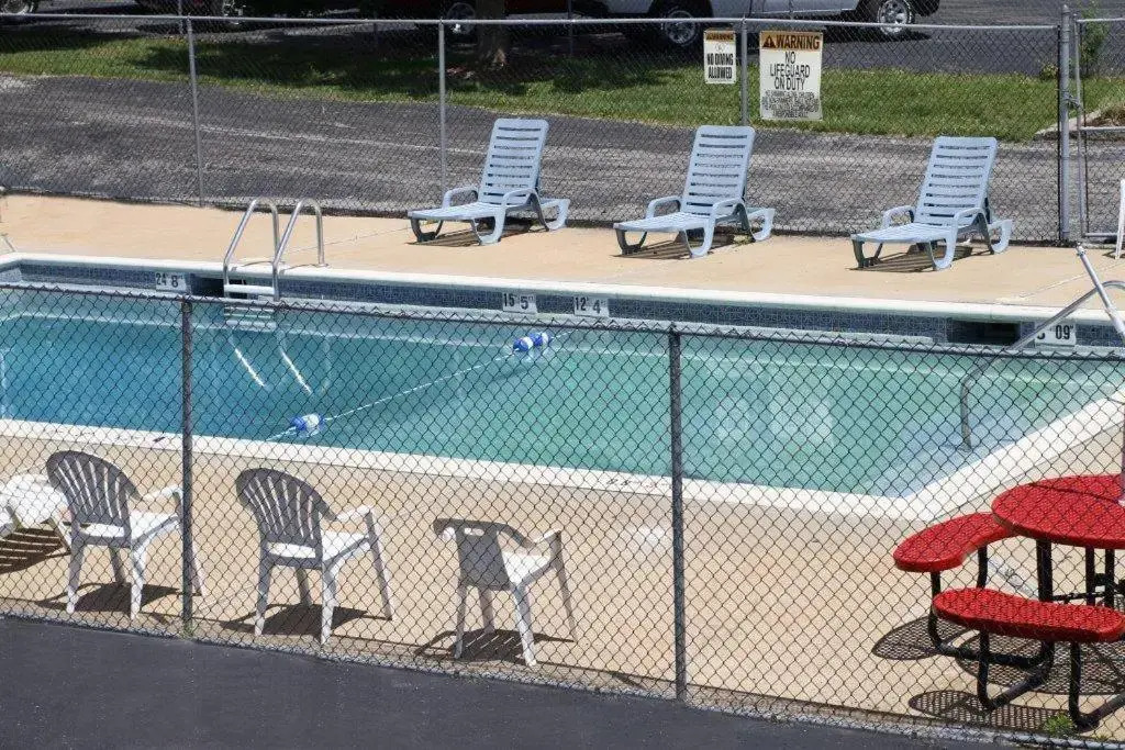 Americas Best Inn & Suites Eureka