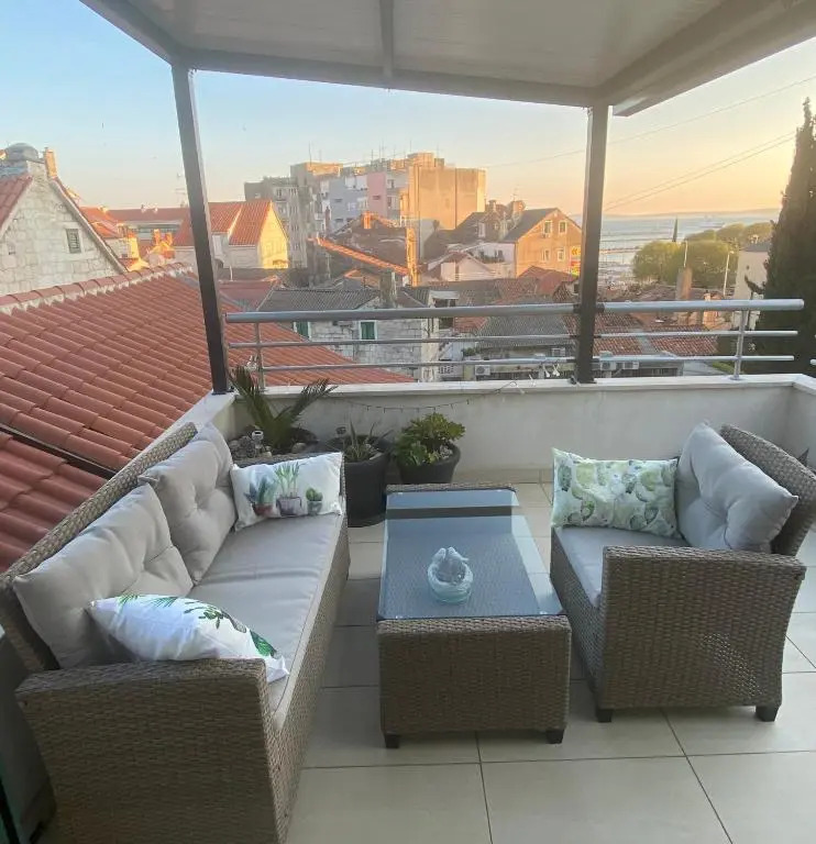 Apartment Dome