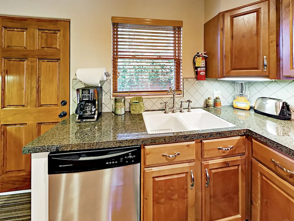 106 Monte Vista Place Condo Unit B 2 Bedrooms 3 Bathrooms Condo