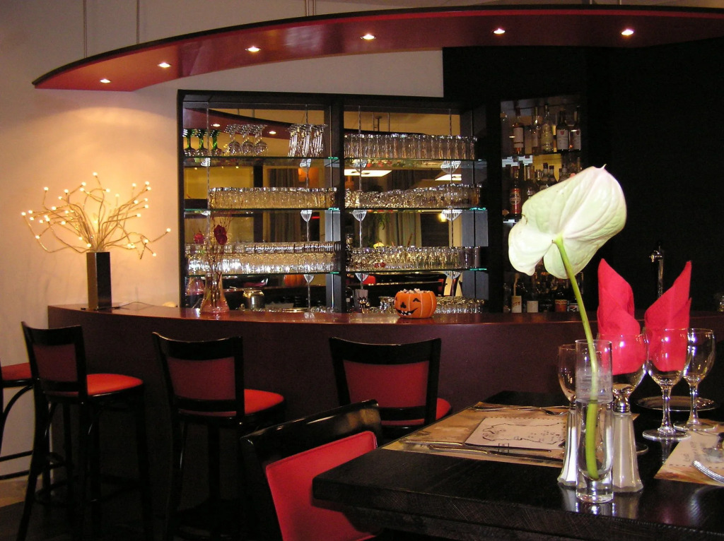 Kyriad Metz Centre - Restaurant Moze