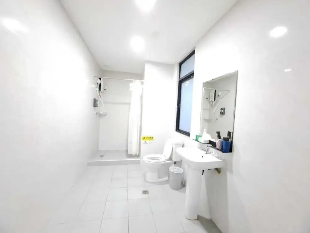 Luna Hotel Pasay