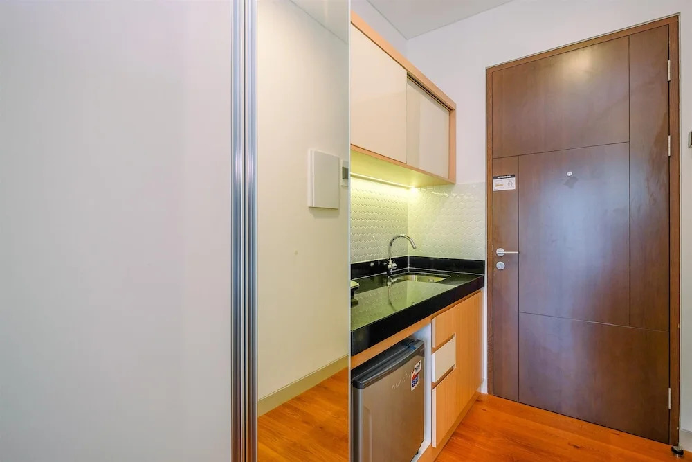 Nice and Elegant Studio at Ciputra World 2 Apartment
