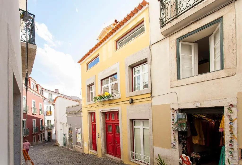 Alfama 35 By Altido