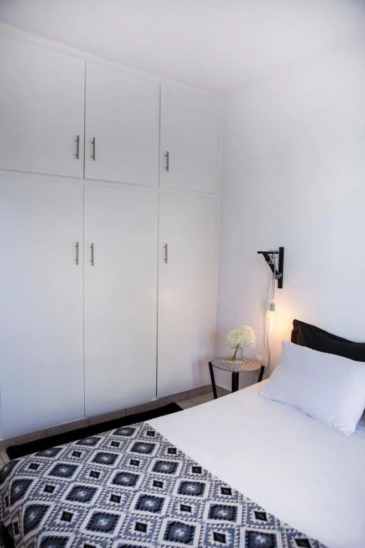 Best located executive apartment in Maroussi.