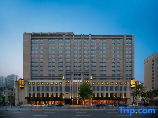 Shenyang North Station South Square Light Residence Hotel