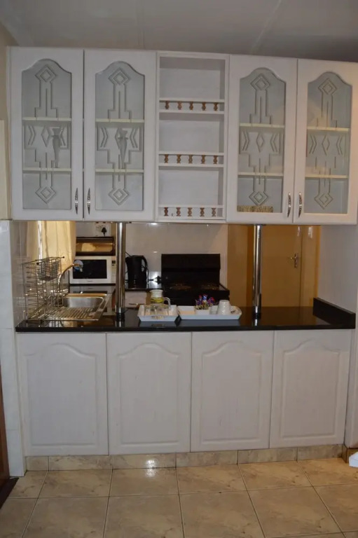 Iqhayiya Guest House