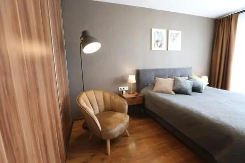 Modern 2 Rooms Apartment