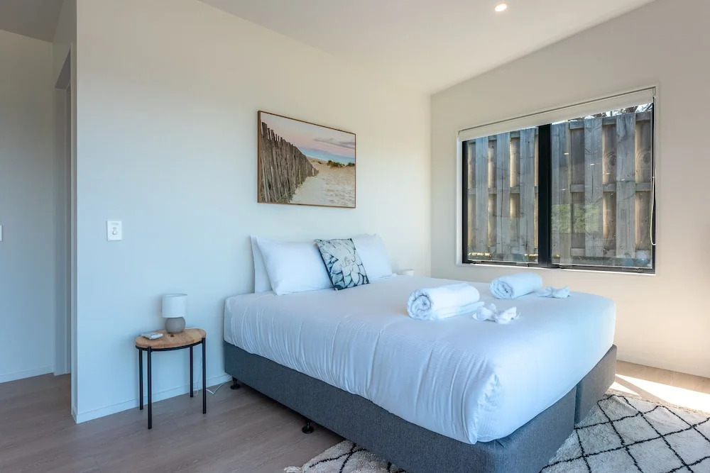 Luna Cottage - Ocean Views on Waiheke