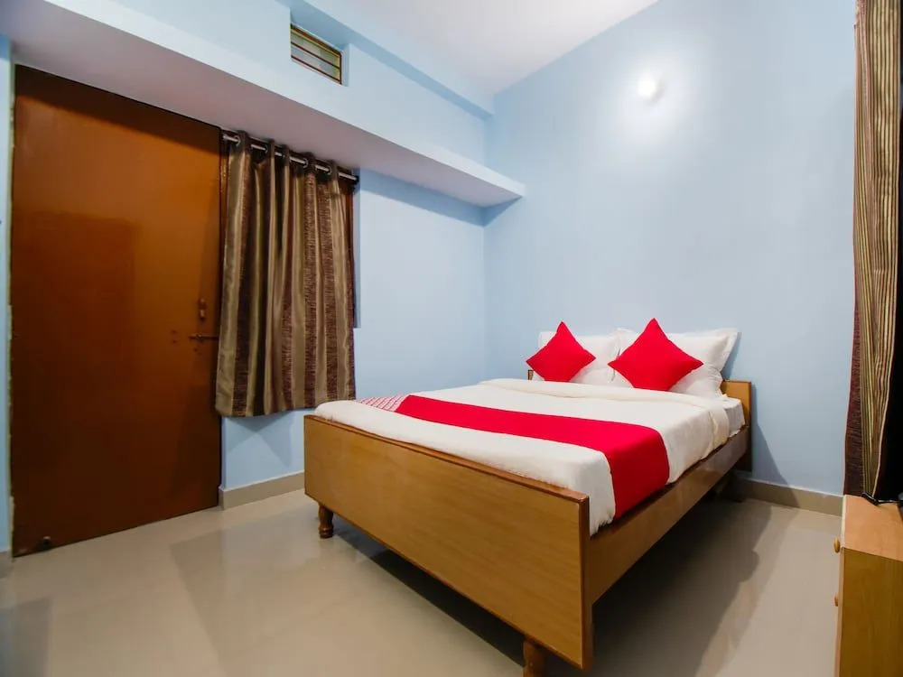 OYO 28156 Adam's Bridge International Hotel