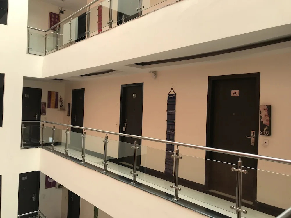 Hotel Nand Kartar Orchid Suites