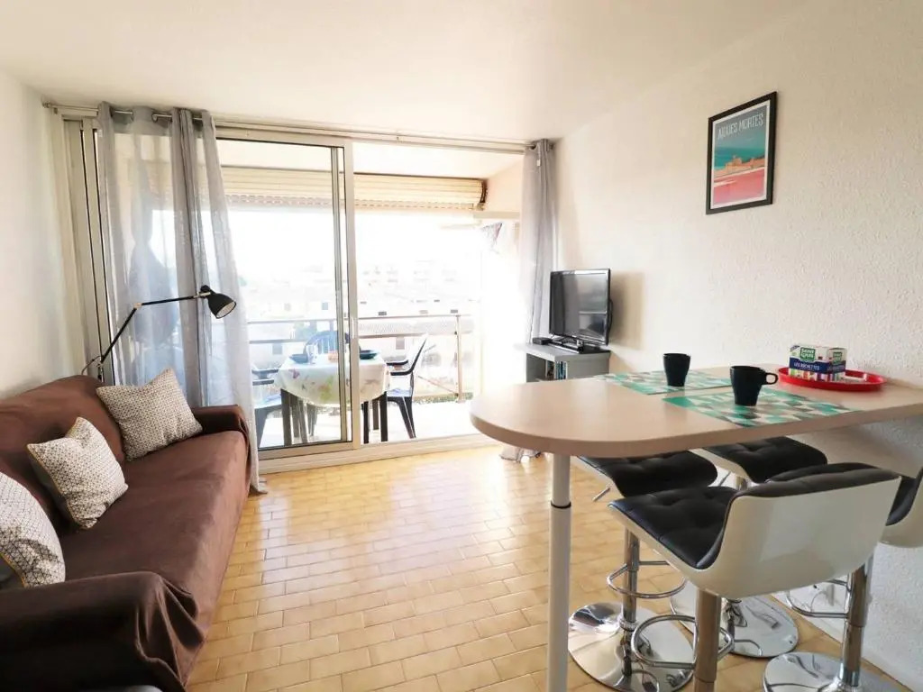 Appartement Le Grau-du-Roi, 1 pièce, 4 personnes - FR-1-307-143