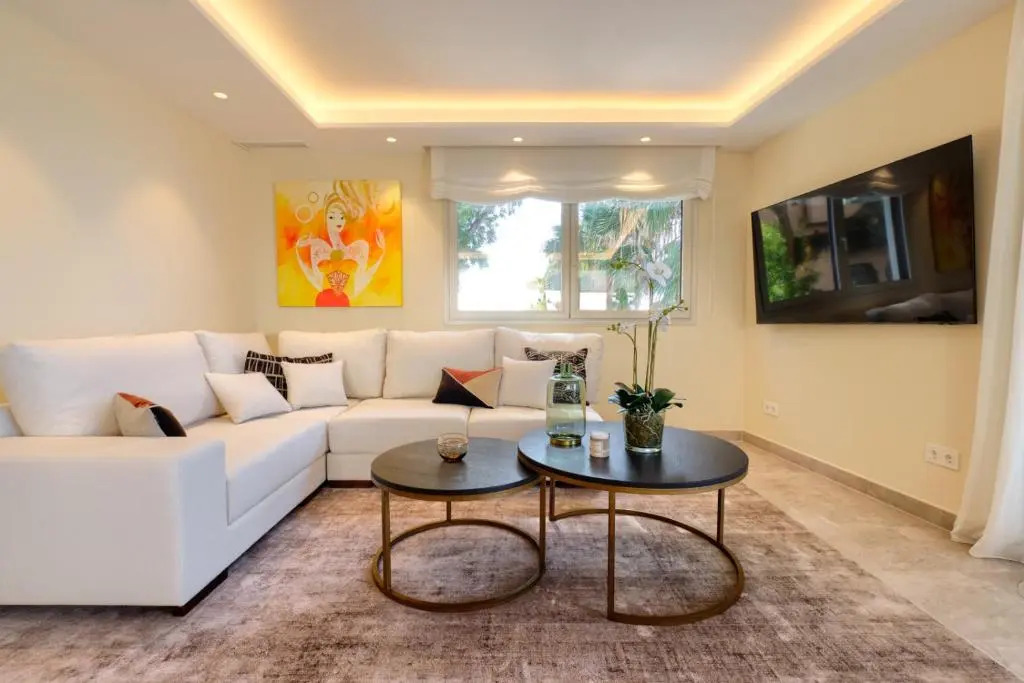 Luxury 3 Bedroom Beach Front Apartment in Marbella