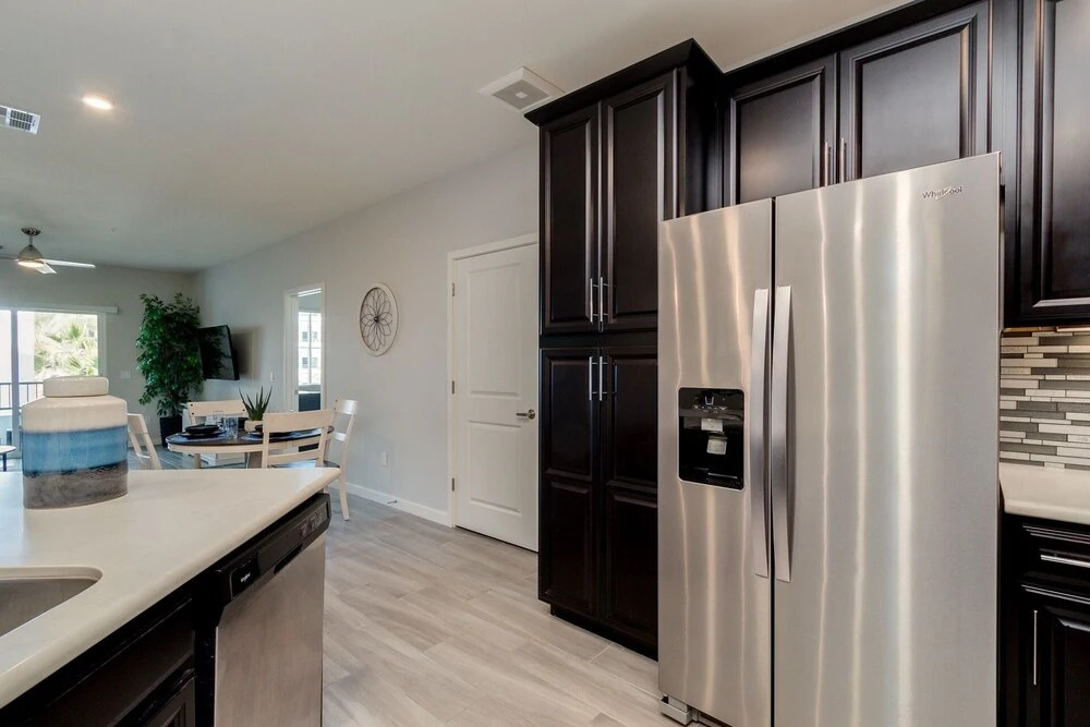 Resort Poolside Two Bedroom + Office and 2 Masters! 30 Night Minimum! by Redawning