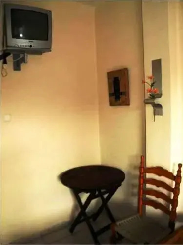 Anesis Hotel