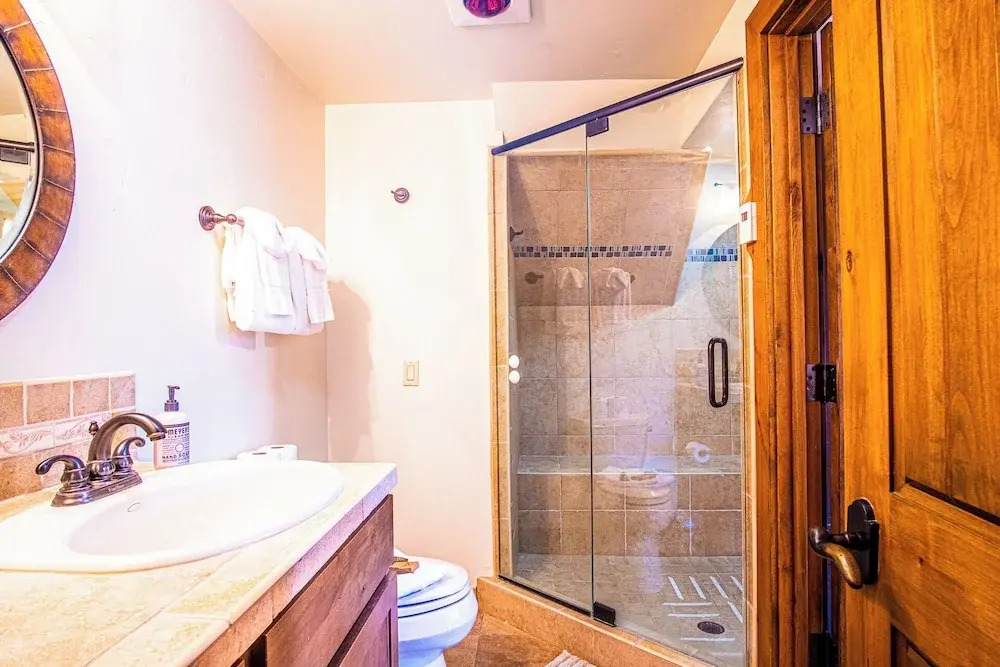 Sv154 - Walk to Lifts & Town - Hot Tub & Pool
