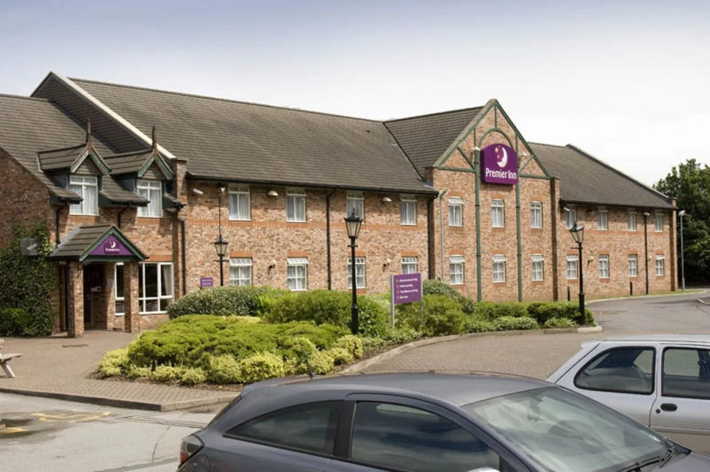 Premier Inn Manchester (Sale)