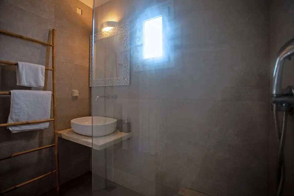 Nur Mykonian Suites