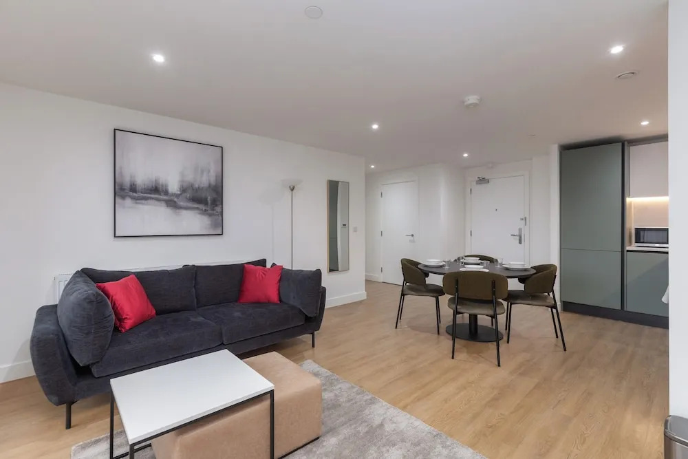 Verdant in Bristol With 1 Bedrooms and 1 Bathrooms