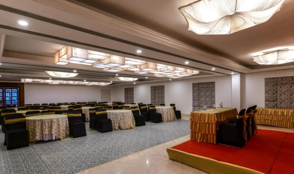Regenta Inn Downton Raipur