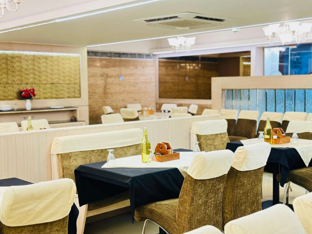 Hotel President - Indore