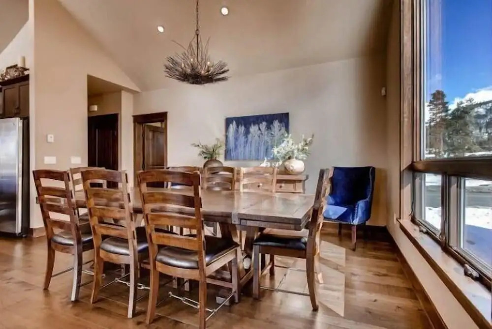 Spacious 4 Bedroom Townhome in River Run Village Within Walking Distance to Gondola and Restaurants