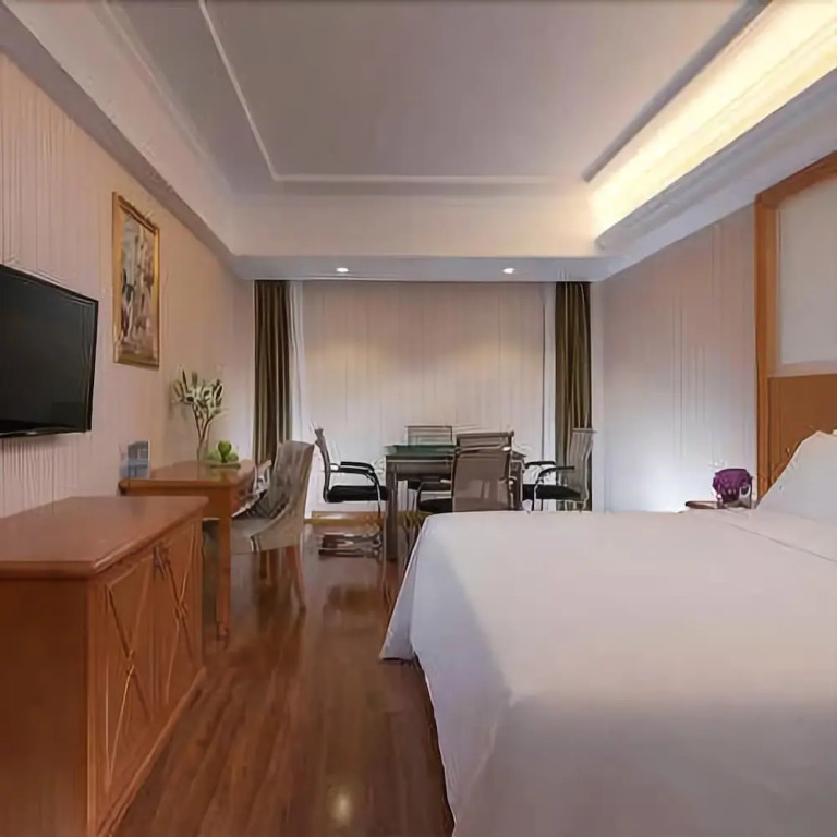 Vienna Hotel Fujian Quanzhou Bus Station