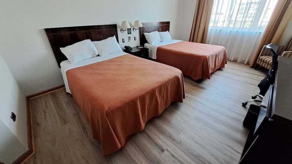 Hotel Diego de Almagro Lomas Verdes