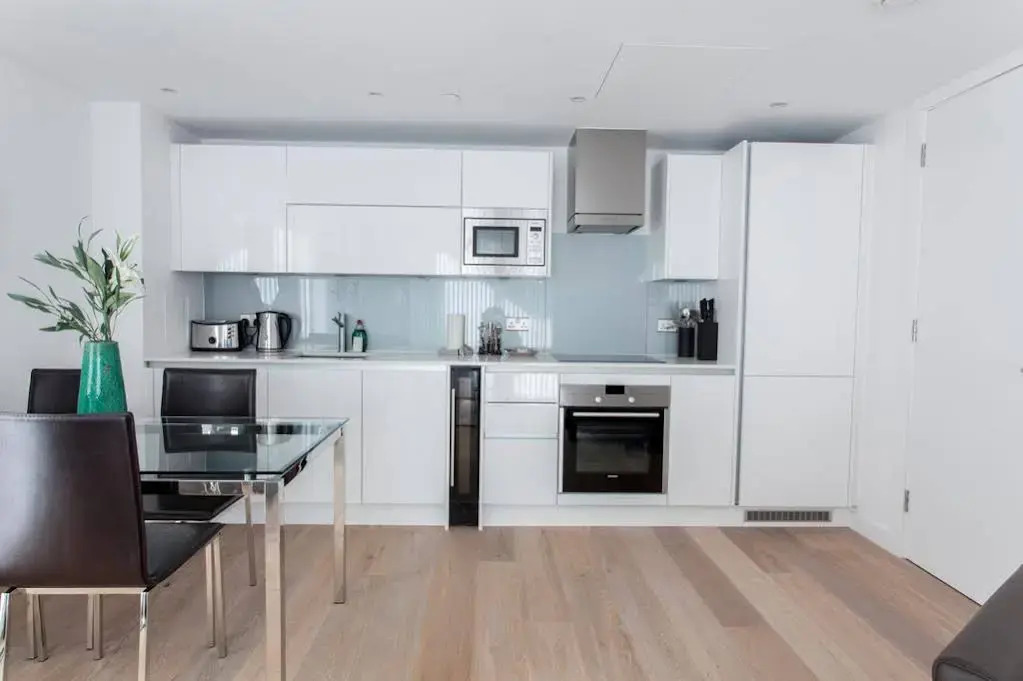 Avant Garde Apartment
