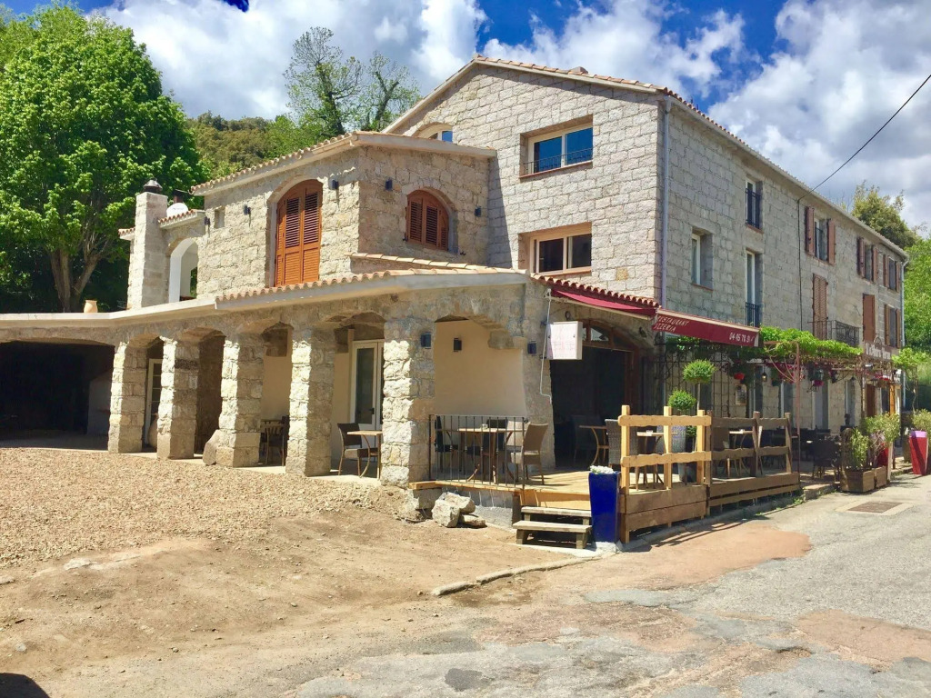 Auberge U nAntru Versu