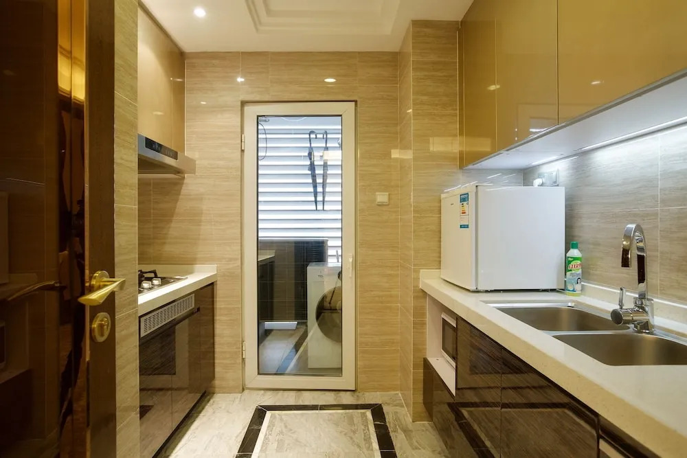 Chengdu Geruihao International Apartment