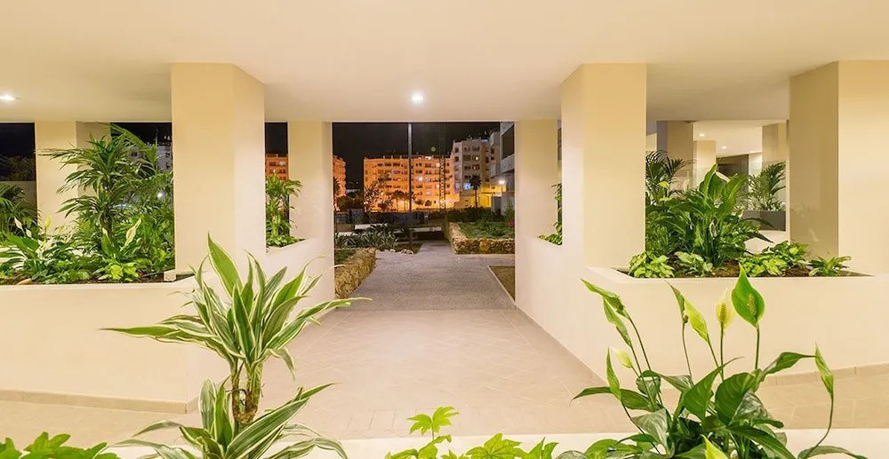 ALB-Luxury 3 bedroom apt Nueva Andalucia