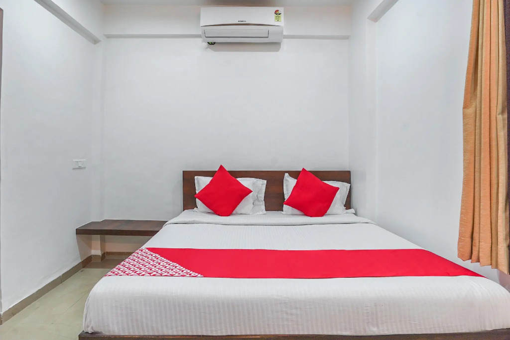 Hotel Vrindavan by OYO Rooms