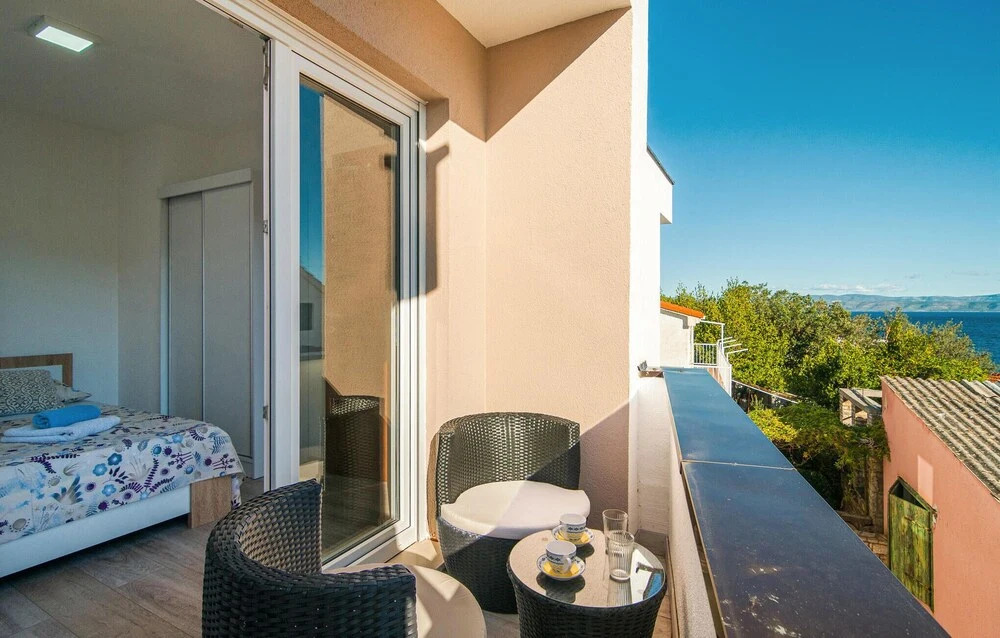 Amazing Home In Necujam