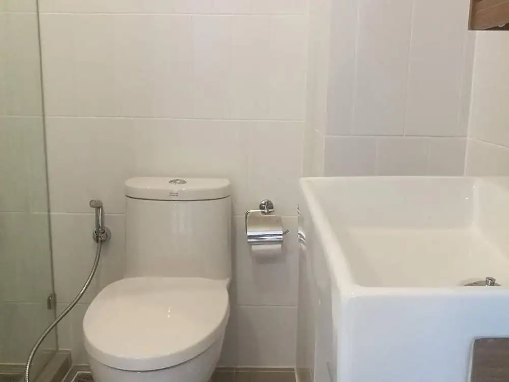 Brand New Luxury 1 Br Near 2mrt 2bts 3 Shopping