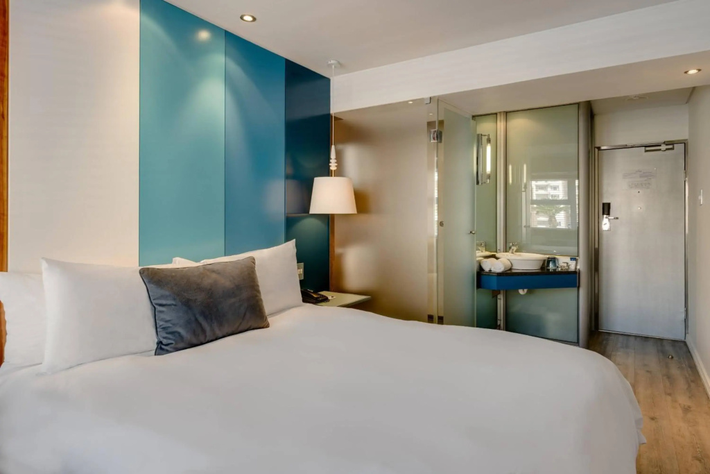 Protea Hotel by Marriott Cape Town Sea Point